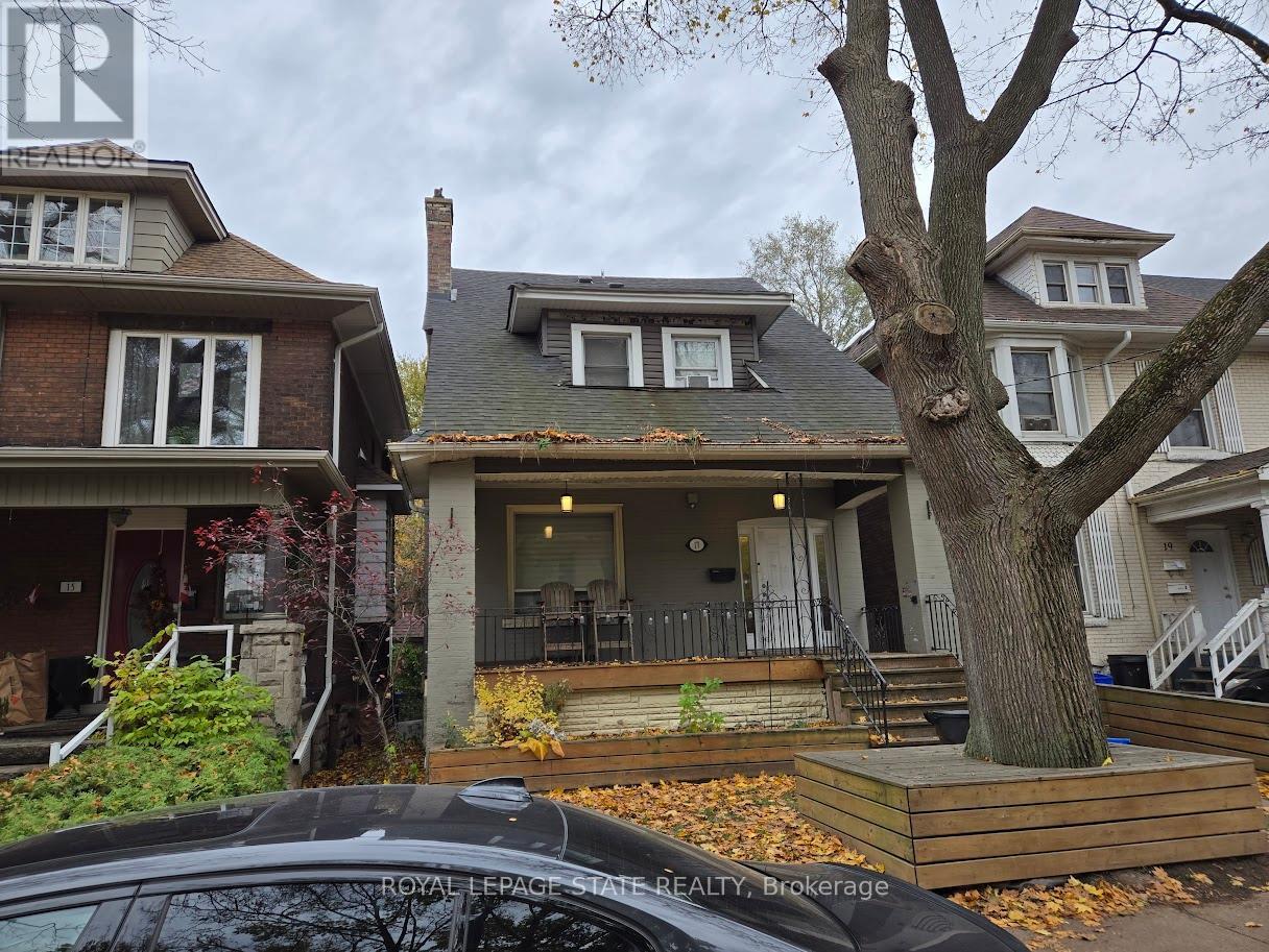 17 FAIRLEIGH AVENUE S - 1