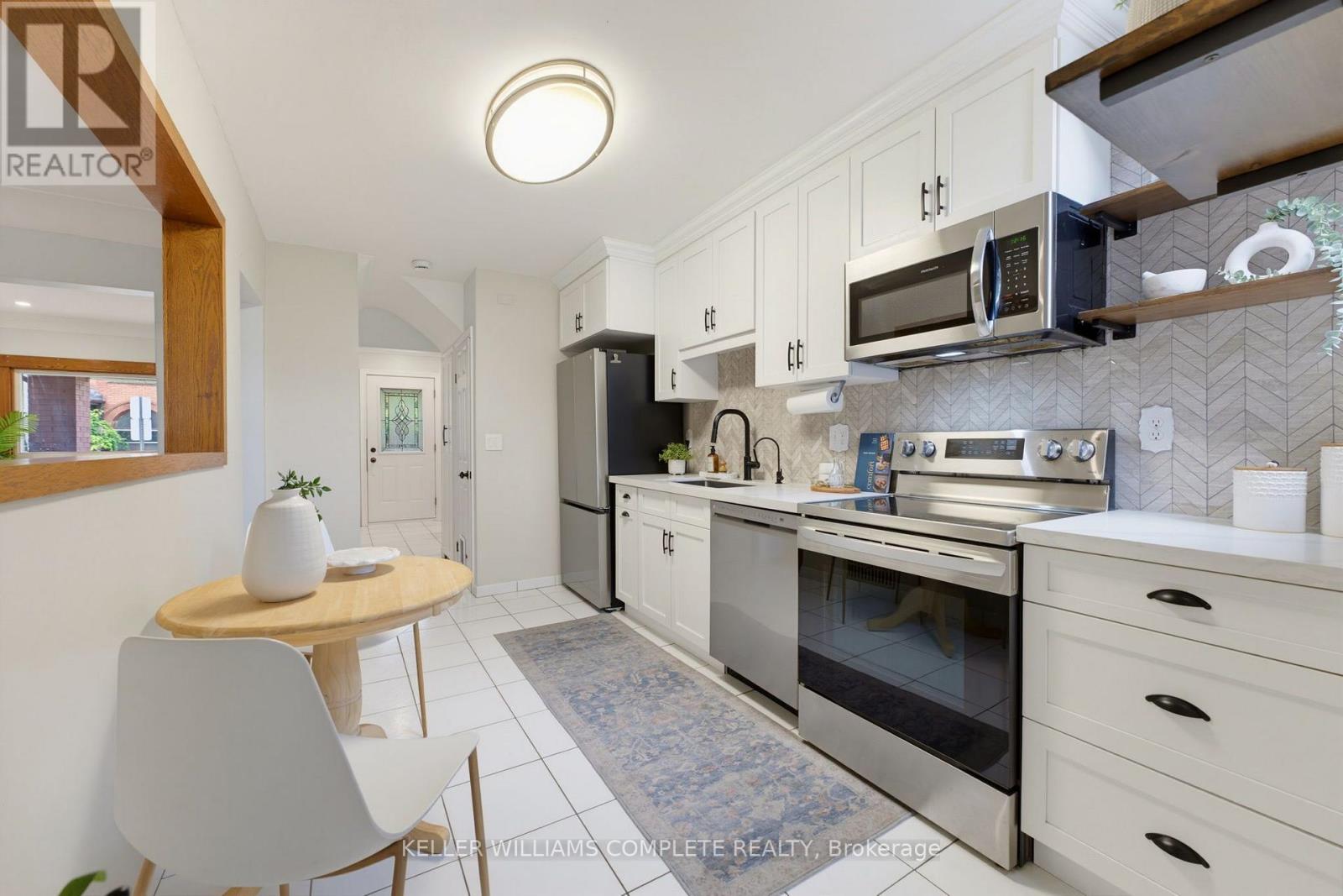 23 NIGHTINGALE STREET - 12