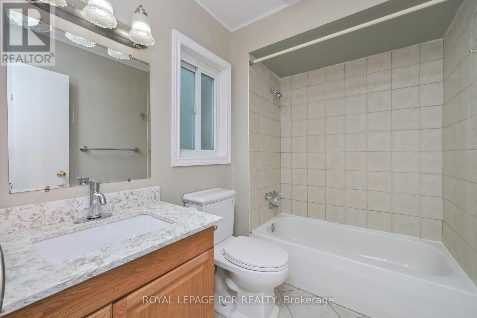 116 ANN STREET - 17