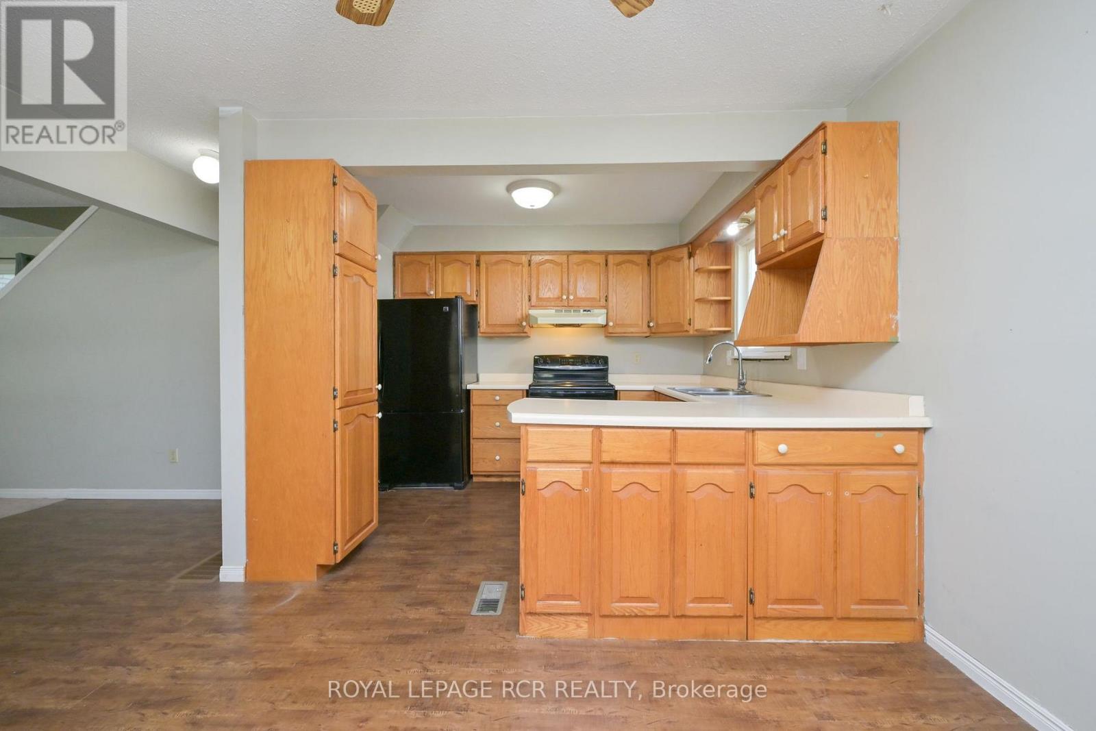 116 ANN STREET - 5