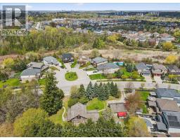 630 Robert Ferrie Drive, Kitchener, ON N2P2R4 Photo 35