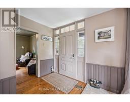 630 Robert Ferrie Drive, Kitchener, ON N2P2R4 Photo 8