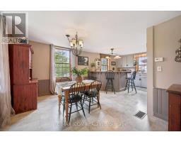 630 Robert Ferrie Drive, Kitchener, ON N2P2R4 Photo 9