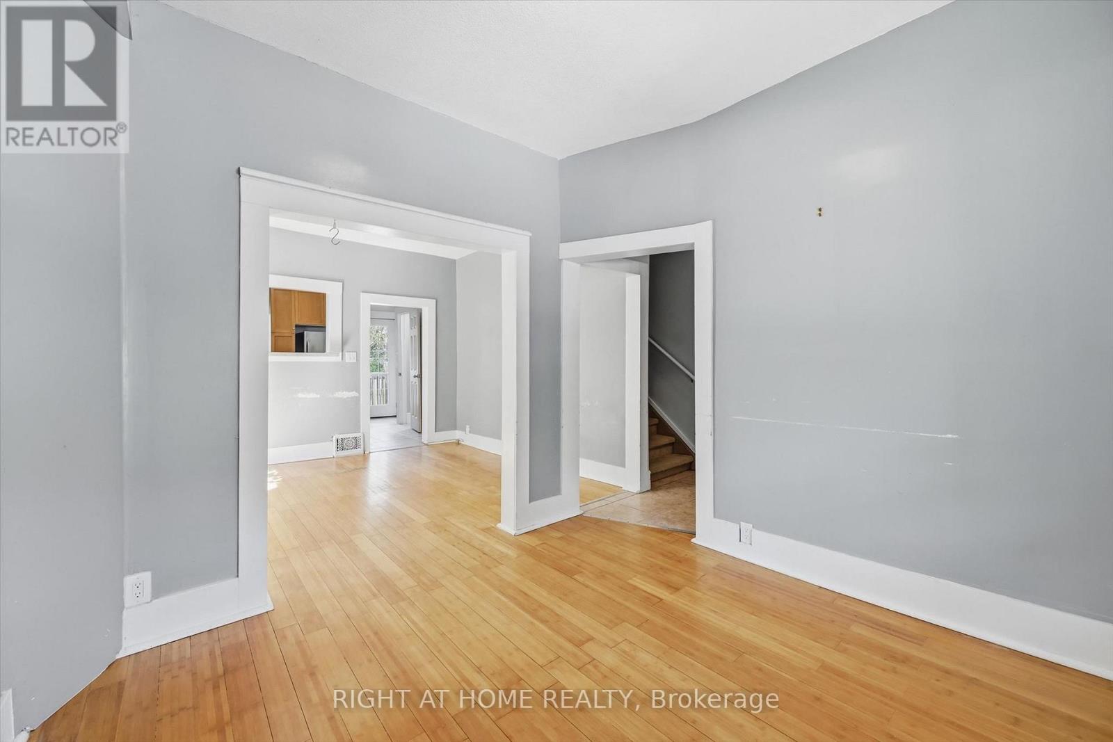343 CUMBERLAND AVENUE - 35