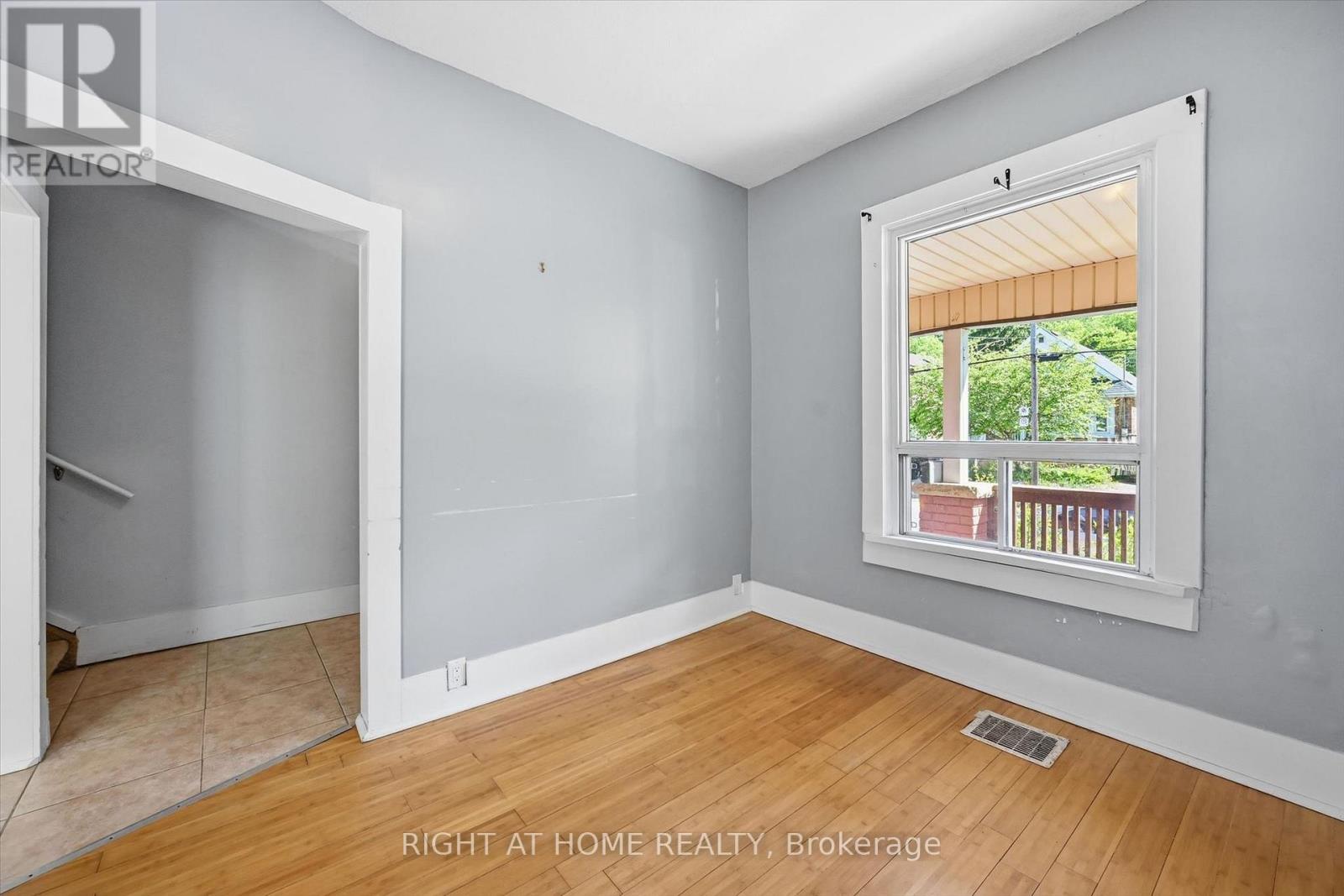 343 CUMBERLAND AVENUE - 6