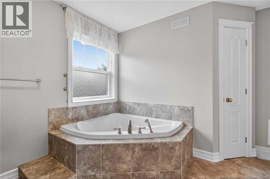 499 Wayne Street - Image 24