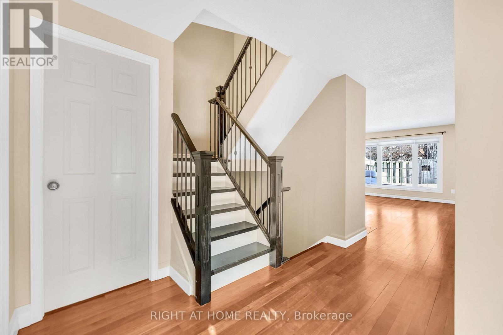 3 - 104 WOODLAWN ROAD E, Guelph (Victoria North) — photo 5
