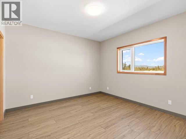 11 ALERT AVENUE - Image 9