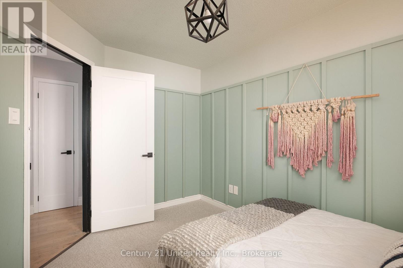 2229 LORRAINE DRIVE - 16