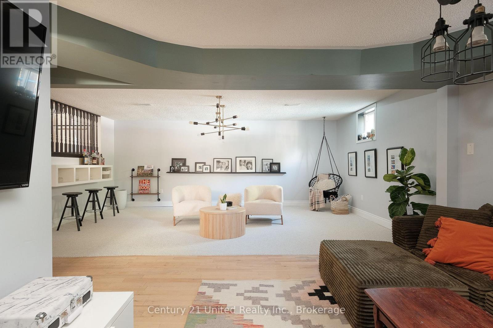 2229 LORRAINE DRIVE - 22