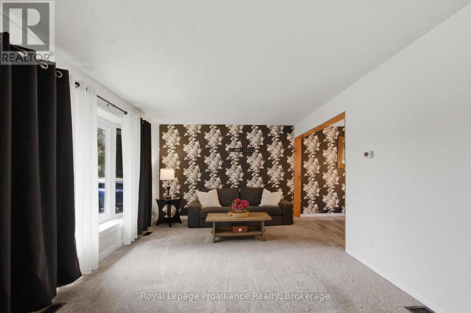 12 O'NEIL CRESCENT - Image 11