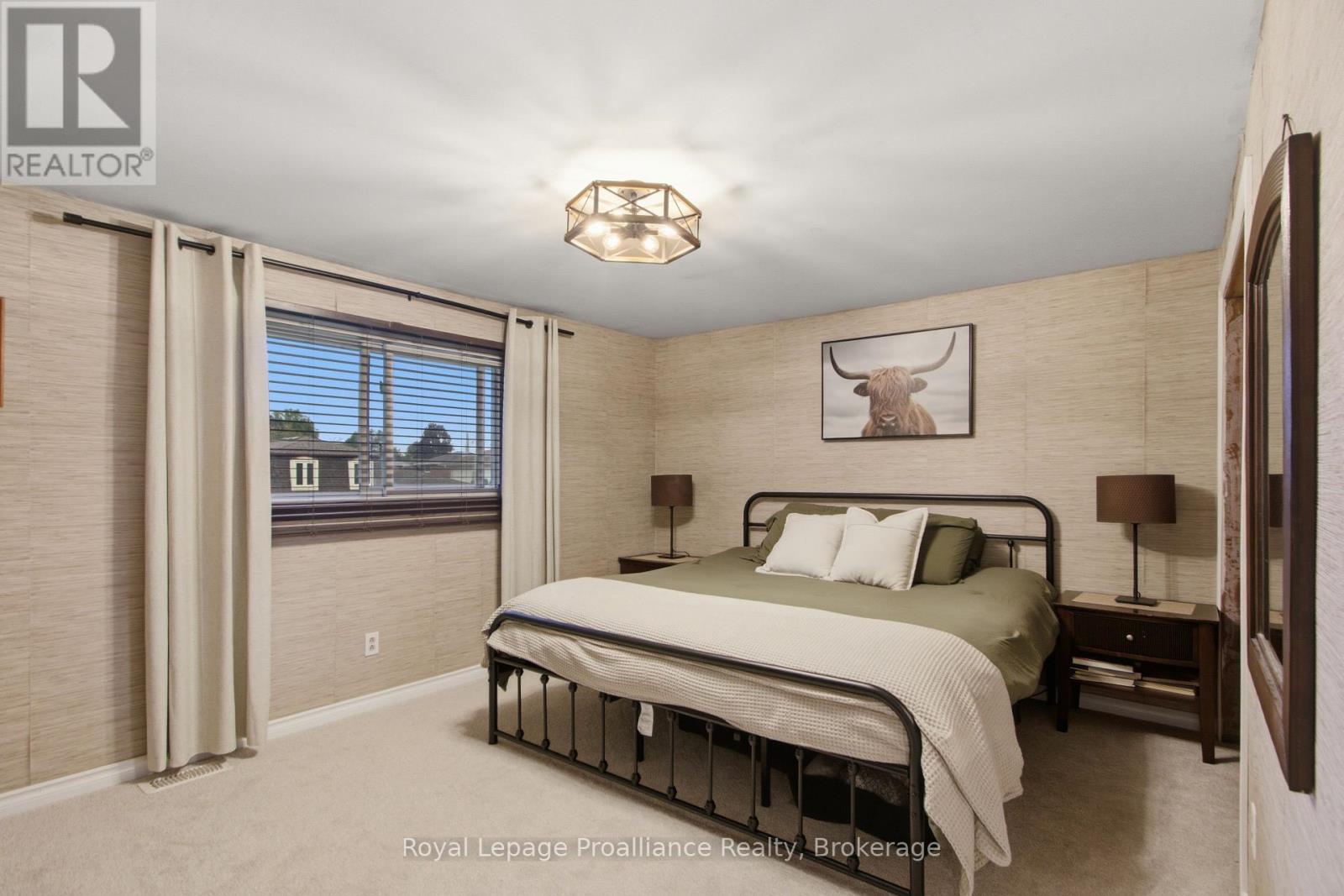 12 O'NEIL CRESCENT - Image 22