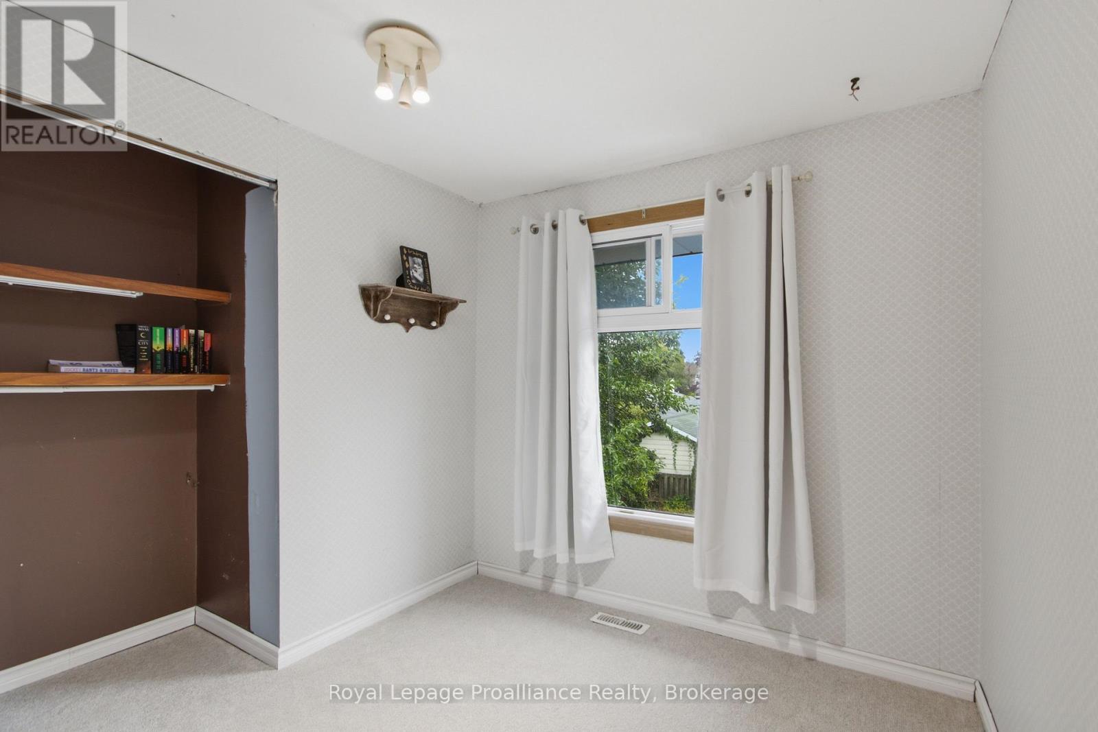 12 O'NEIL CRESCENT - Image 25