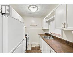 305 - 561 Armstrong Road, Kingston, ON K7M8J9 Photo 13