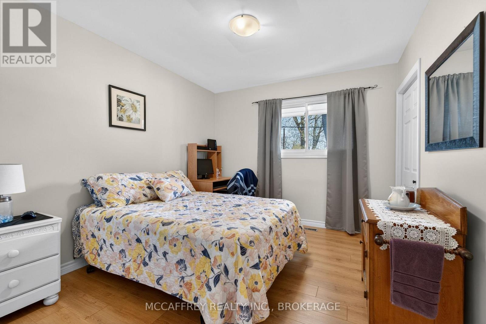 46 COLLEGE STREET - Image 18