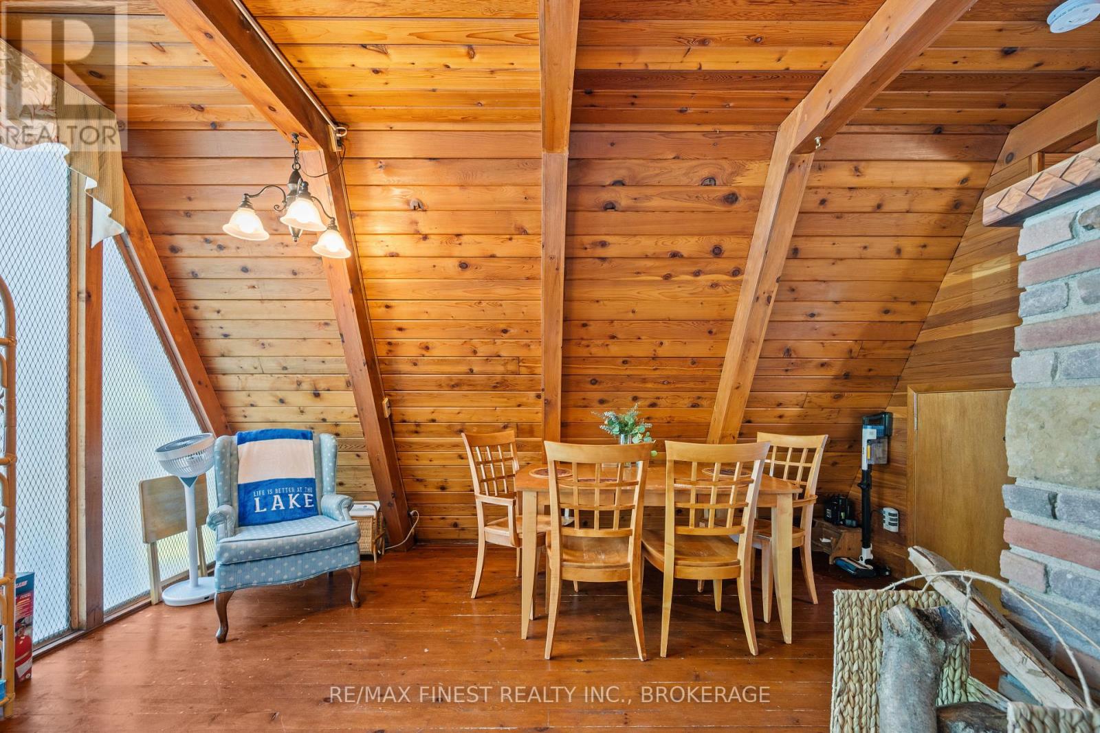 53 HILLSIDE LANE - 9