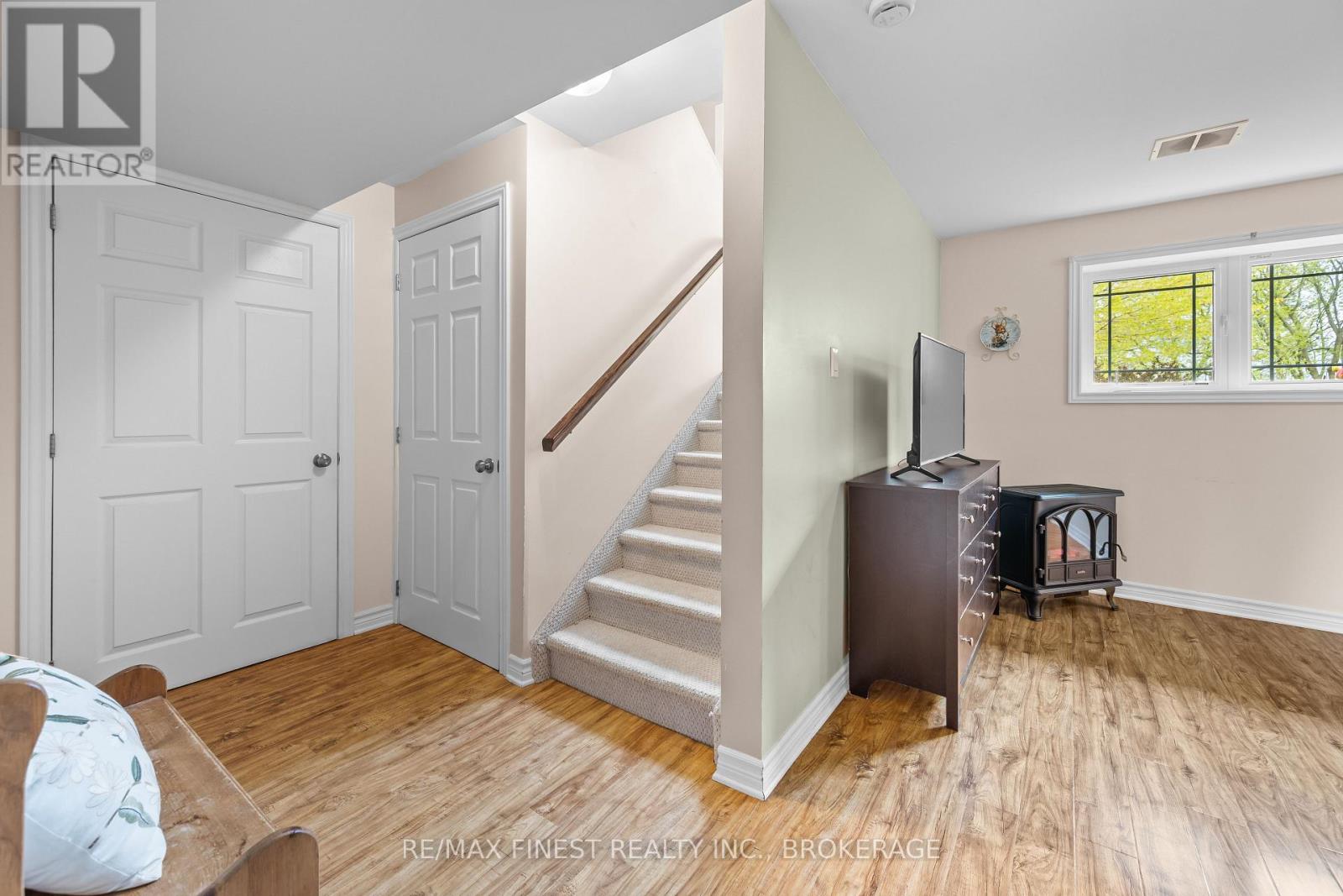 145 UPPER LAKE STREET - 20