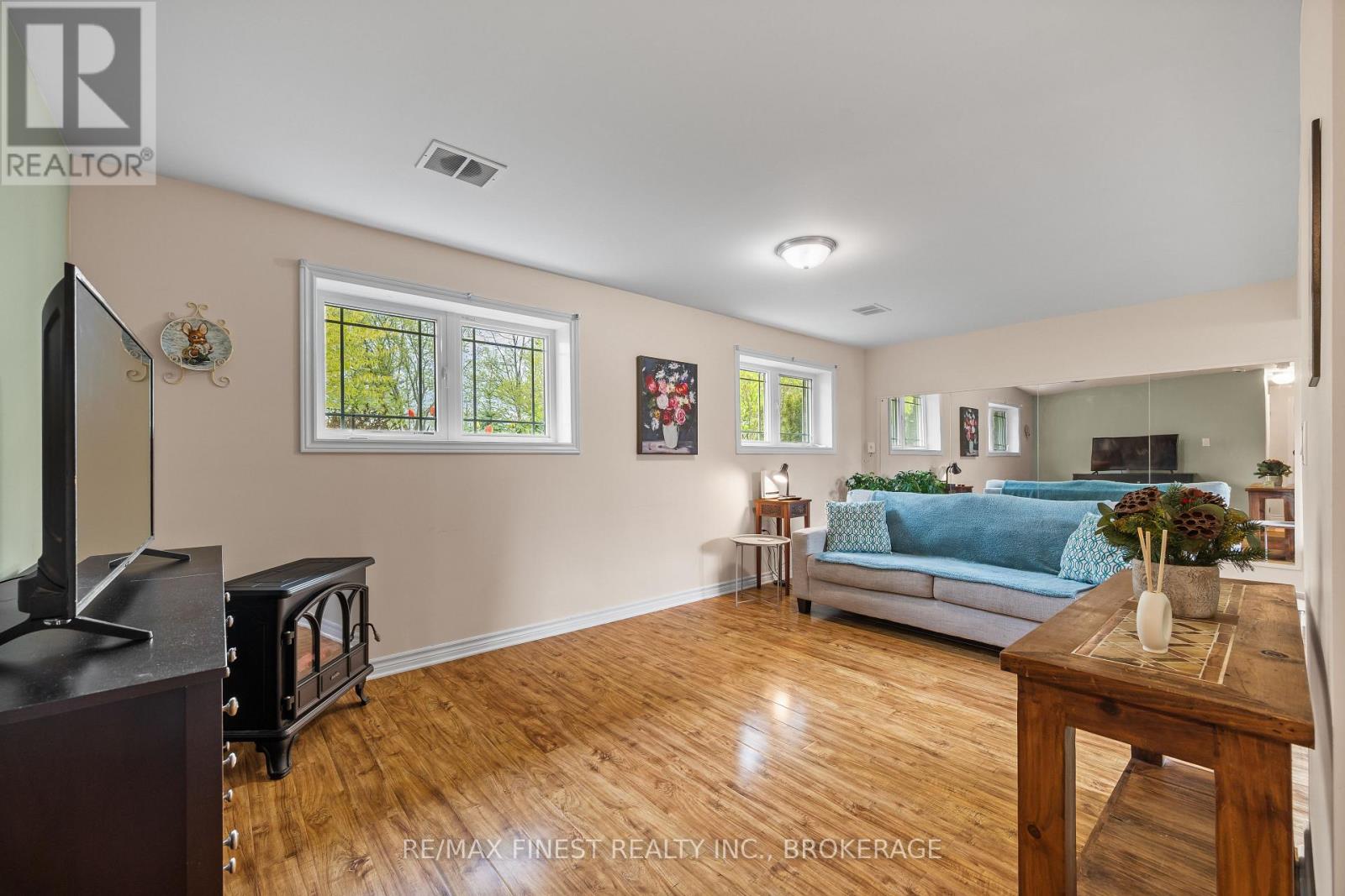 145 UPPER LAKE STREET - 23