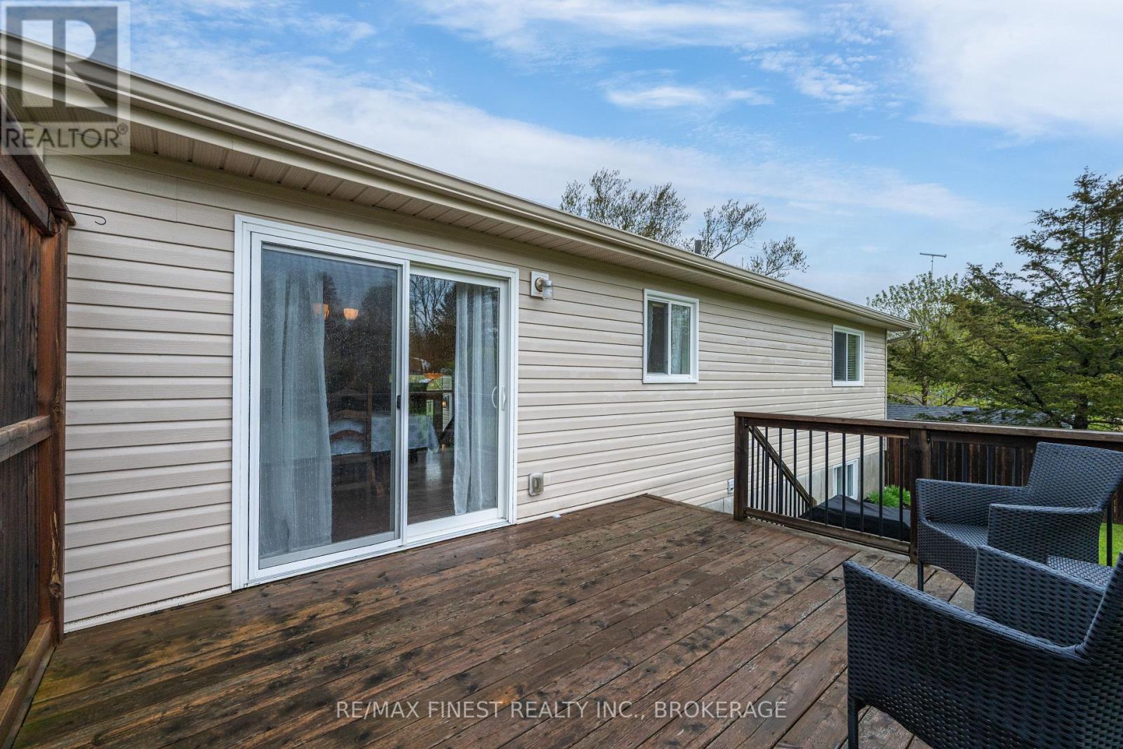 145 UPPER LAKE STREET - 30