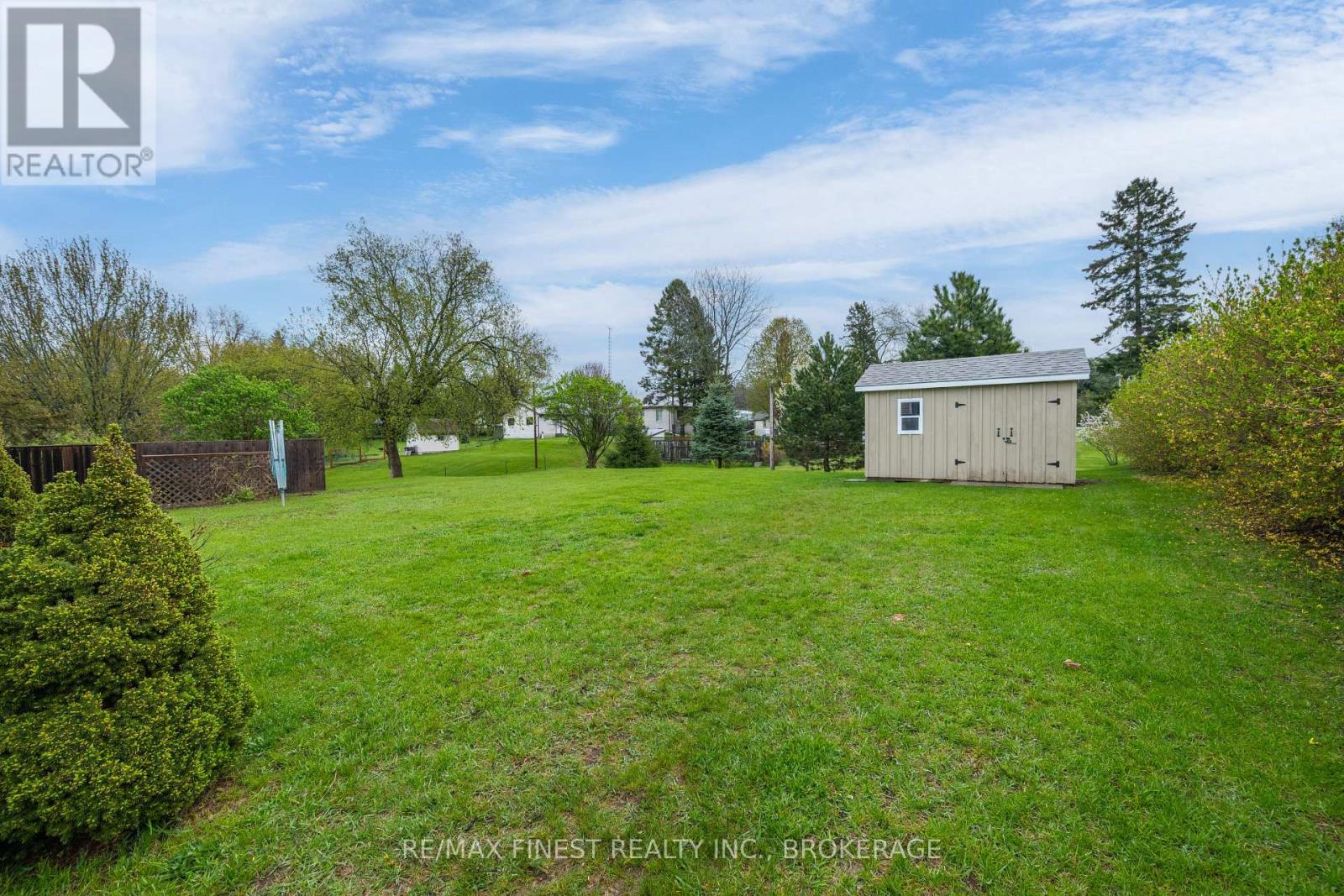 145 UPPER LAKE STREET - Image 34
