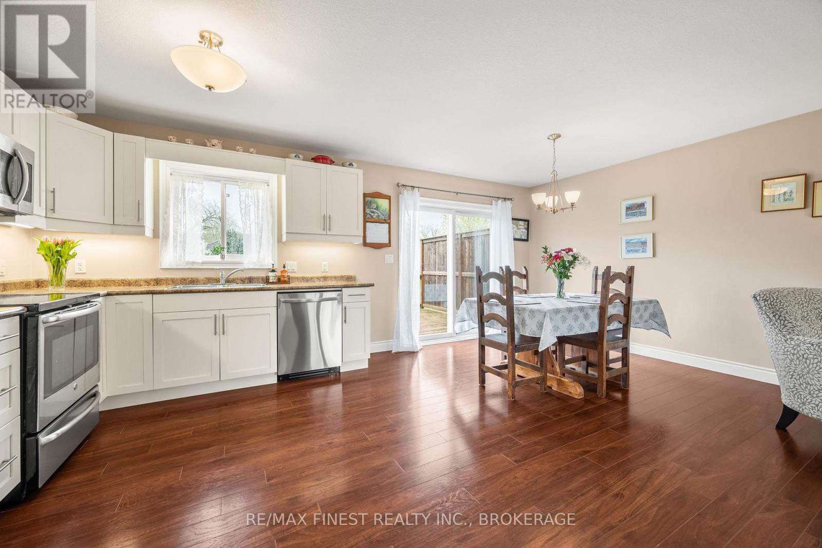 145 UPPER LAKE STREET - 5