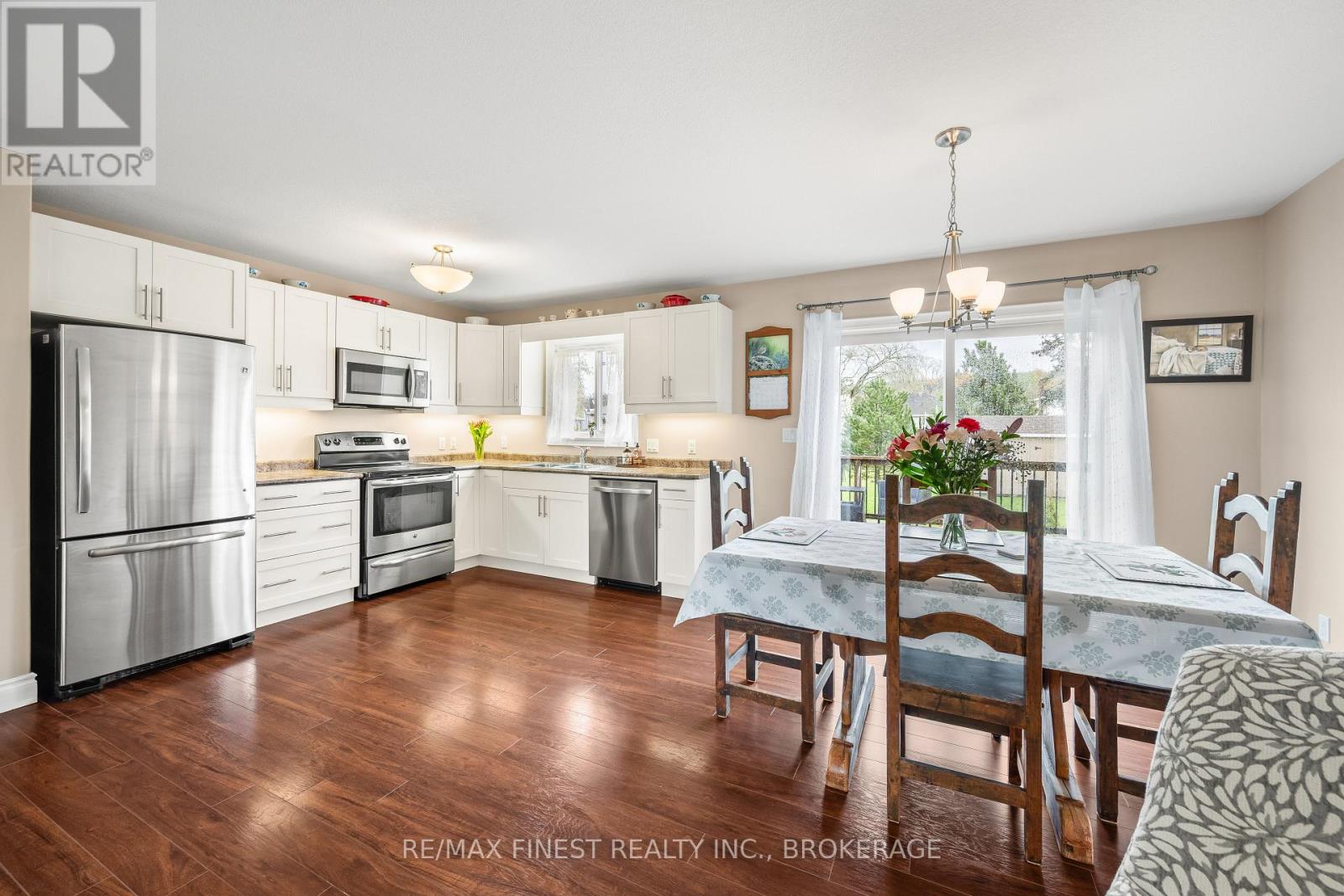 145 UPPER LAKE STREET - 6