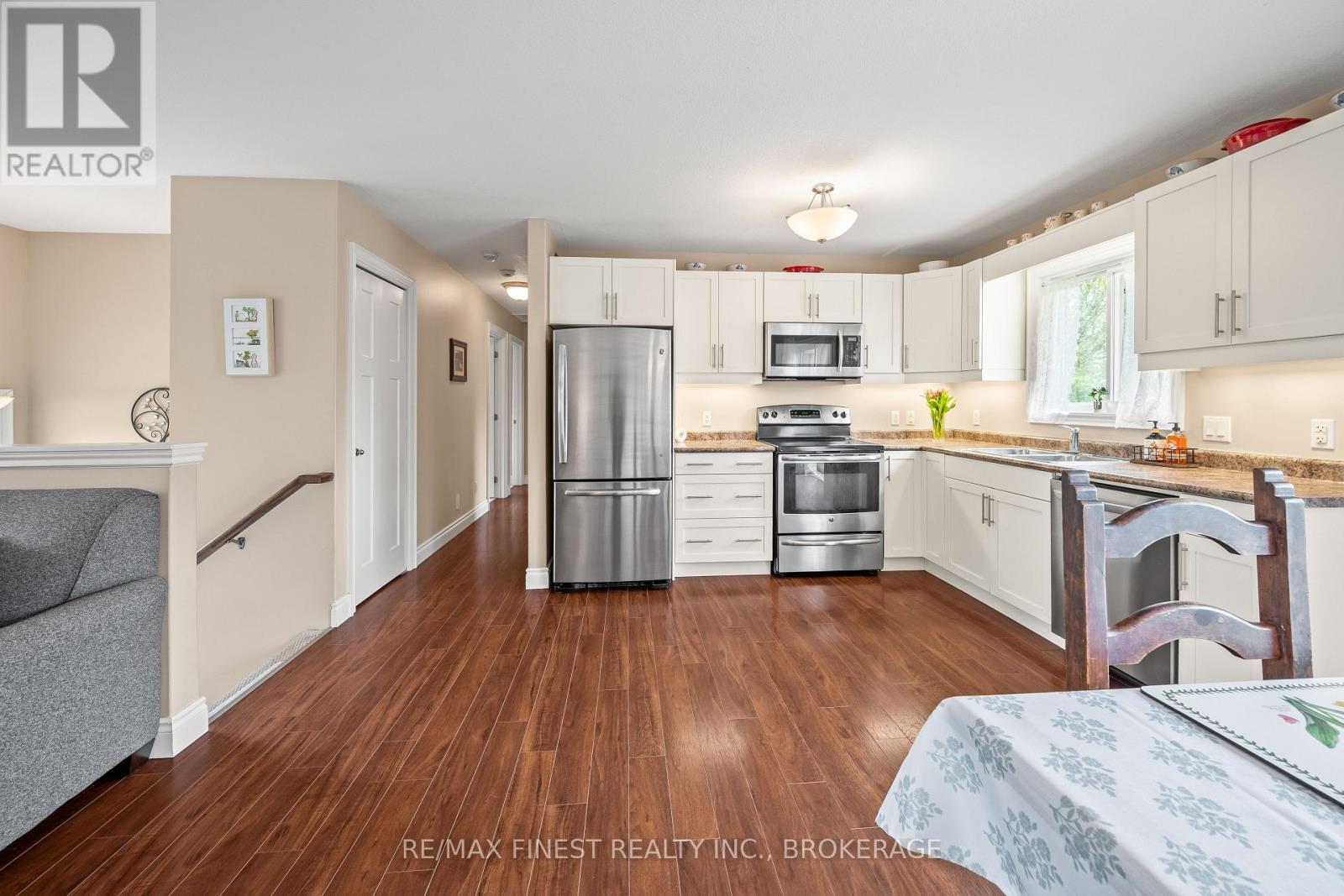 145 UPPER LAKE STREET - 7