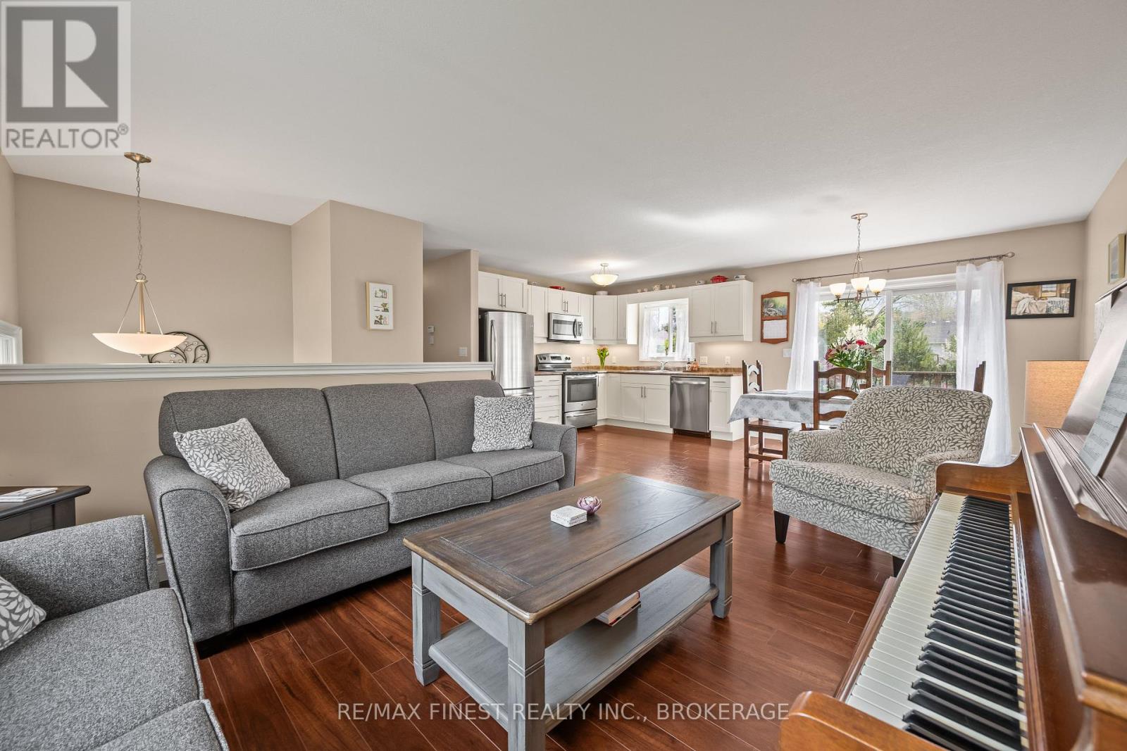 145 UPPER LAKE STREET - Image 9