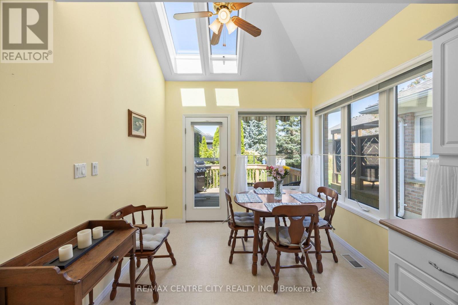 33 ILDERBROOK CIRCLE - Image 9