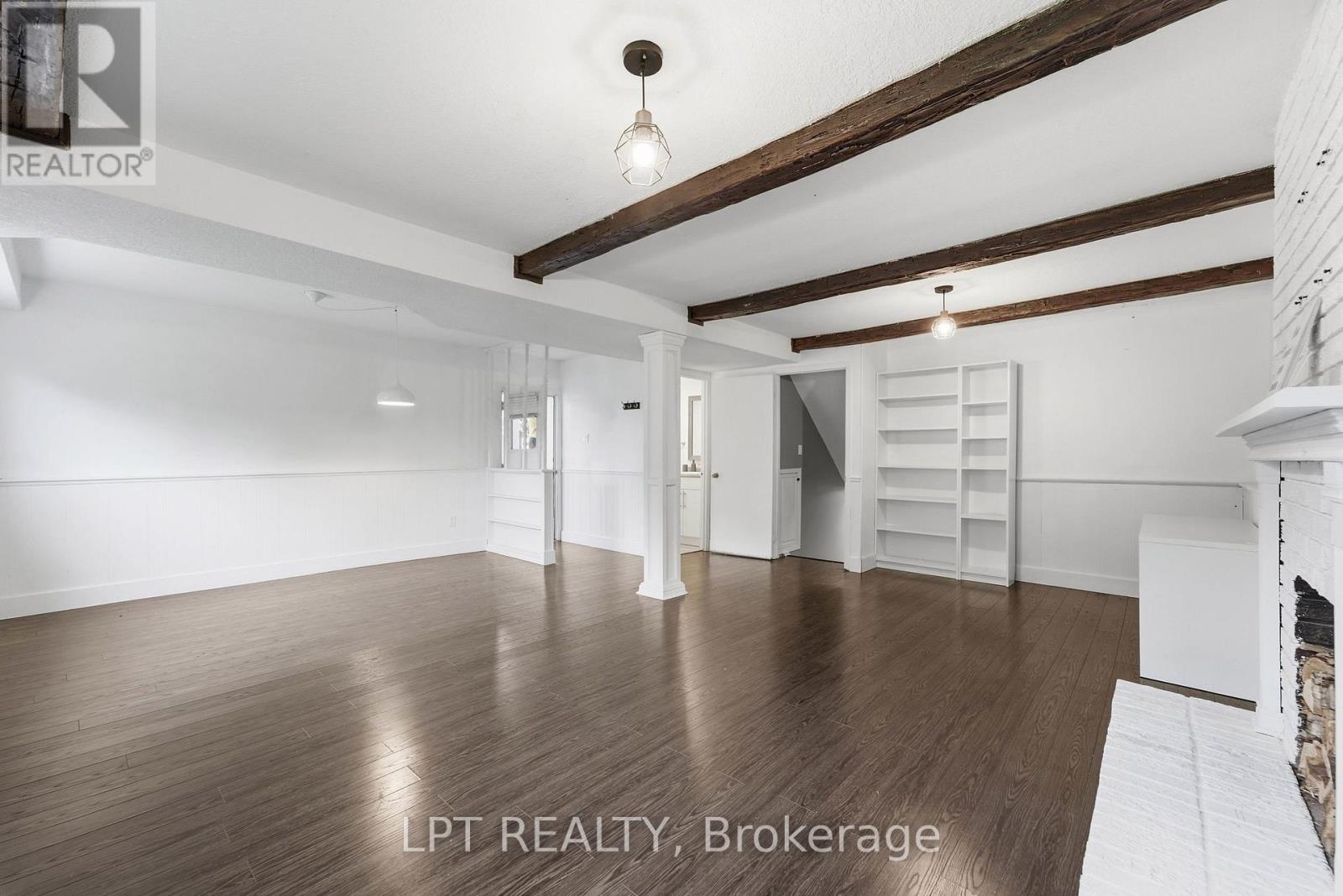 208 DEVERON CRESCENT - 22