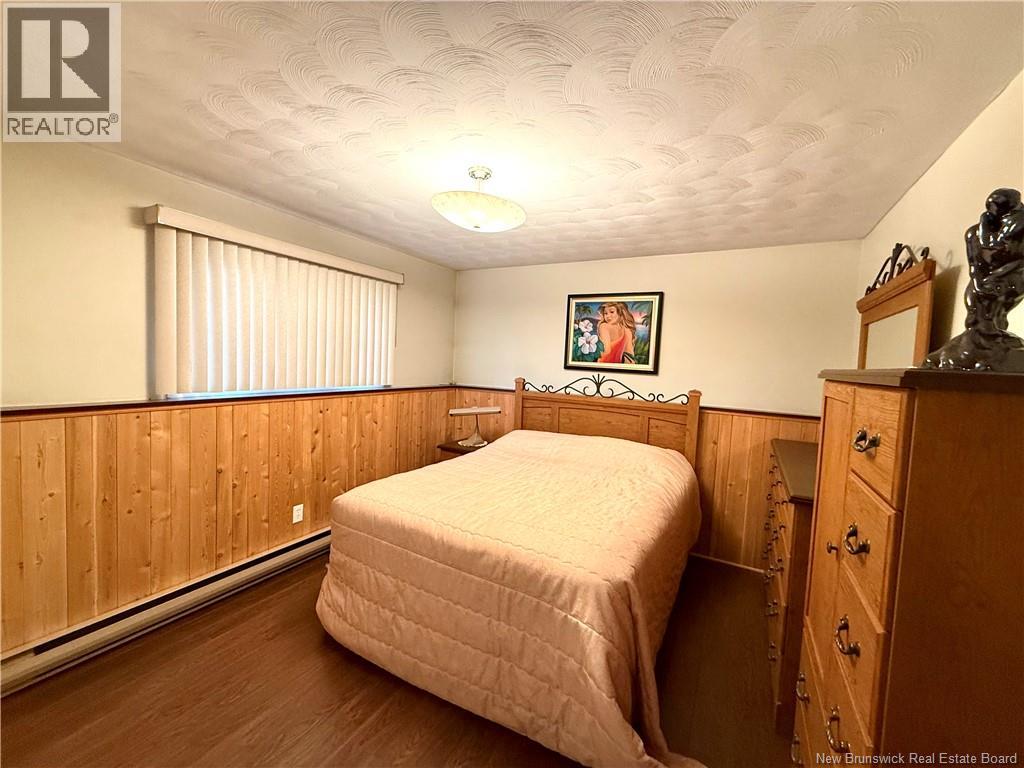 38 Ouellette Street - 28