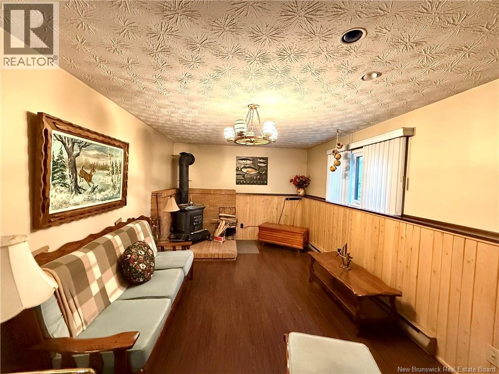 38 Ouellette Street - 30