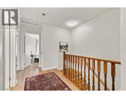 116 Henhoeffer Crescent, Kitchener, ON N2E4H3 Photo 16