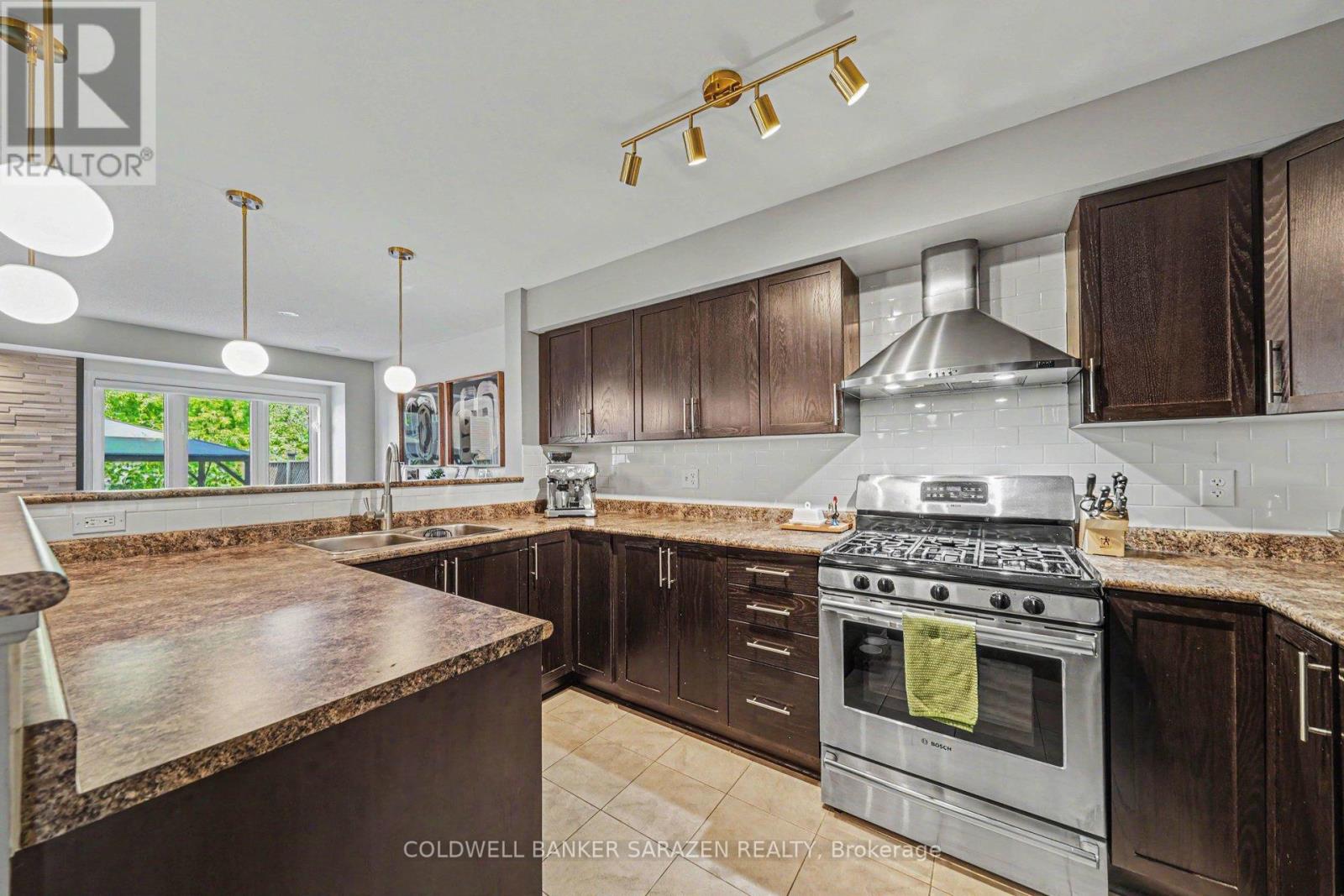 229 VISION STREET - Image 11