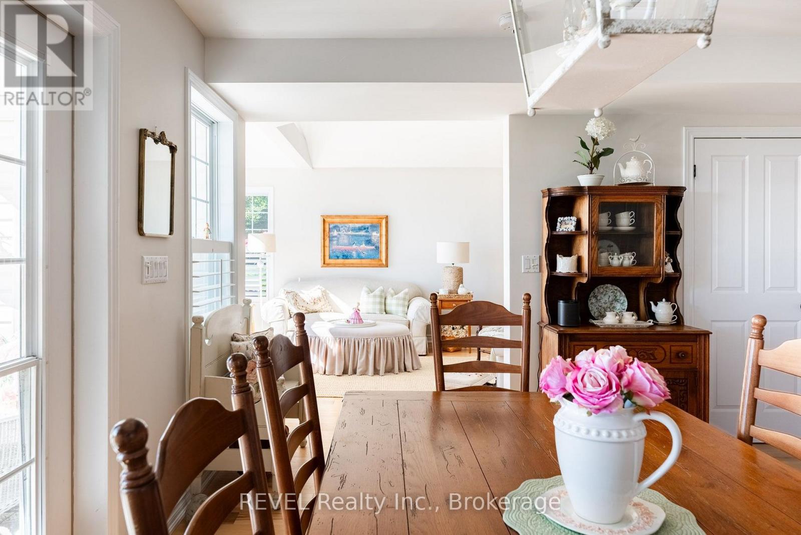 177 Lakeshore Road West — photo 18
