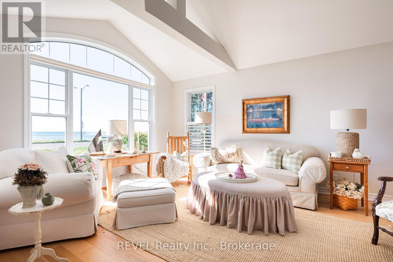177 Lakeshore Road West — photo 20