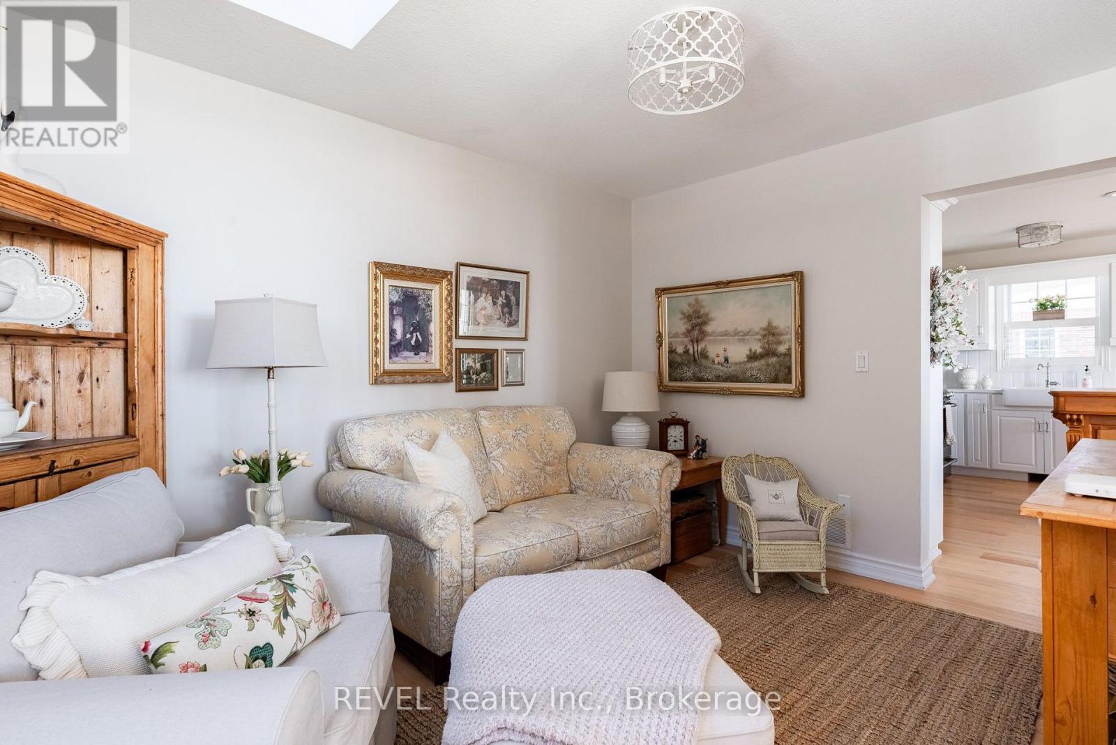 177 LAKESHORE ROAD W - 25