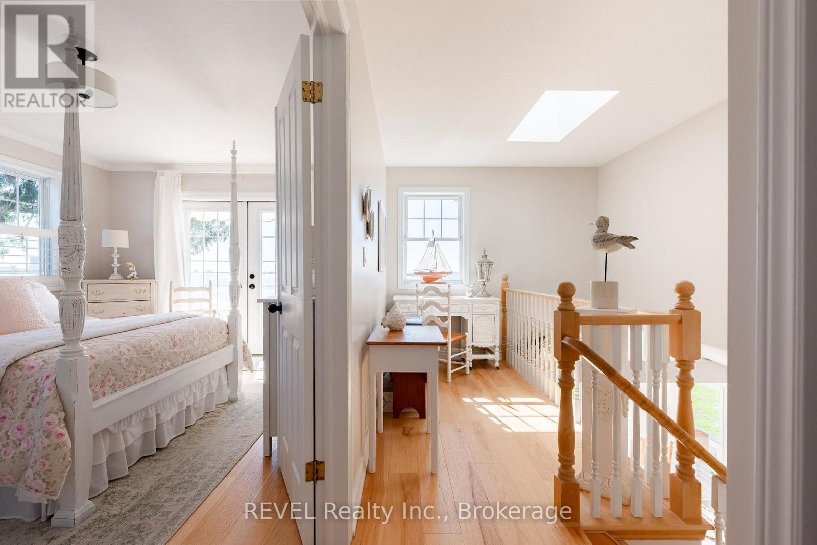 177 Lakeshore Road West — photo 27