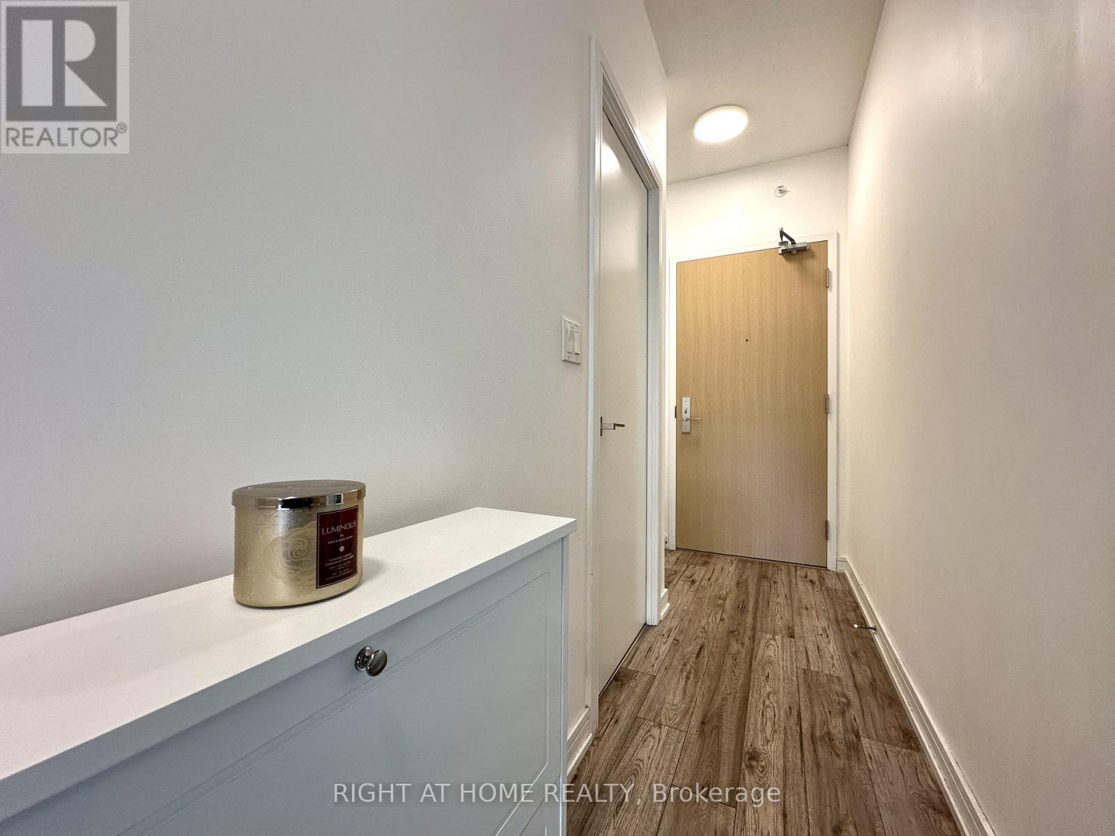 #321 621 SHEPPARD AVENUE E - Image 3