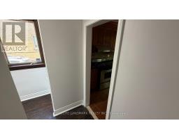 702 Sheppard Ave E Avenue E, Toronto, ON M2K1B7 Photo 12