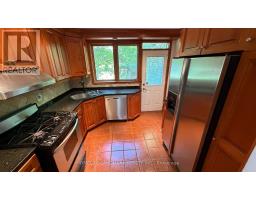 702 Sheppard Ave E Avenue E, Toronto, ON M2K1B7 Photo 13