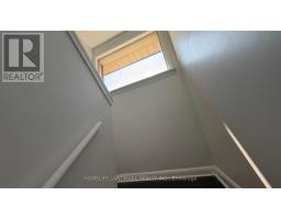 702 Sheppard Ave E Avenue E, Toronto, ON M2K1B7 Photo 19