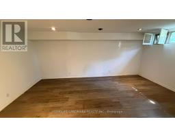 702 Sheppard Ave E Avenue E, Toronto, ON M2K1B7 Photo 34