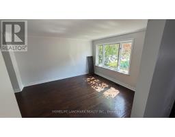 702 Sheppard Ave E Avenue E, Toronto, ON M2K1B7 Photo 6