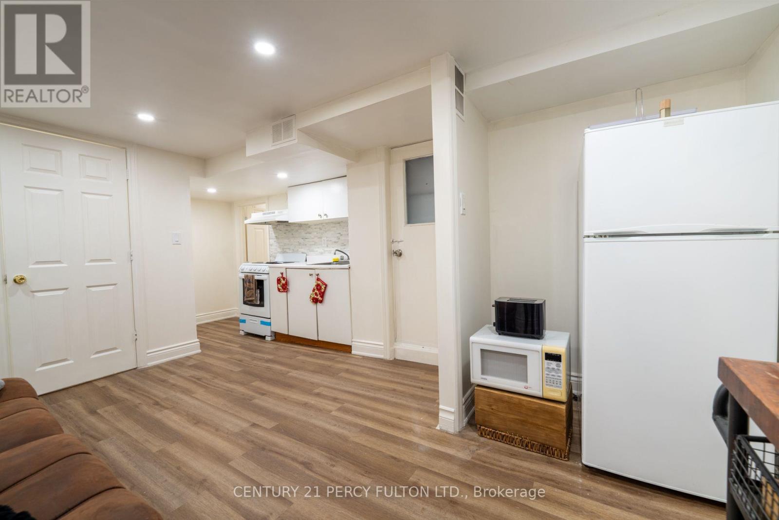 6 DONNA COURT - Image 38