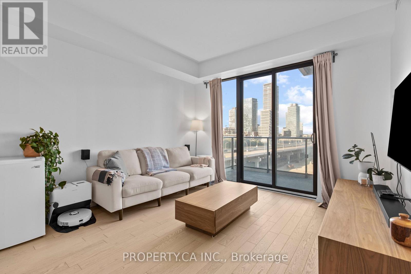 #710 12 BONNYCASTLE STREET - Image 6
