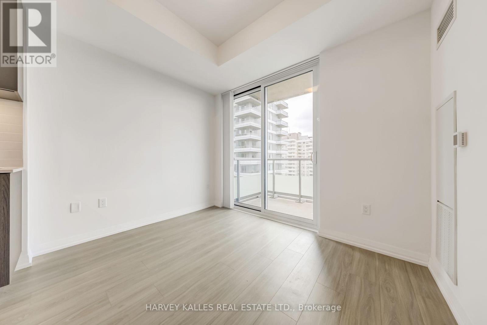 #2604 25 HOLLY STREET - 8