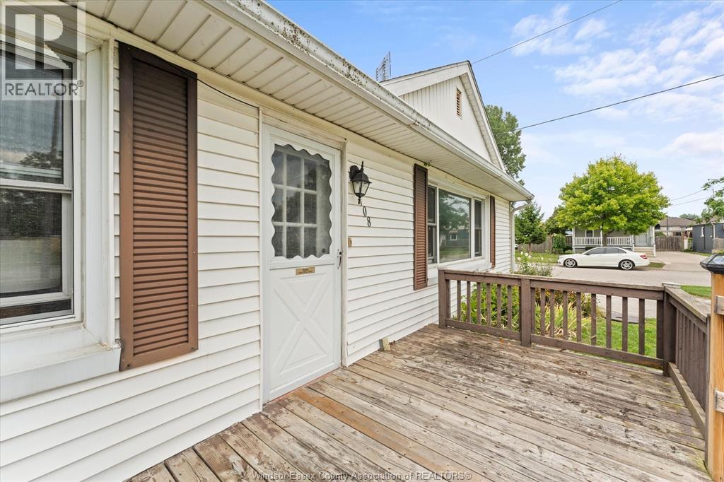108 GRACE STREET - 23