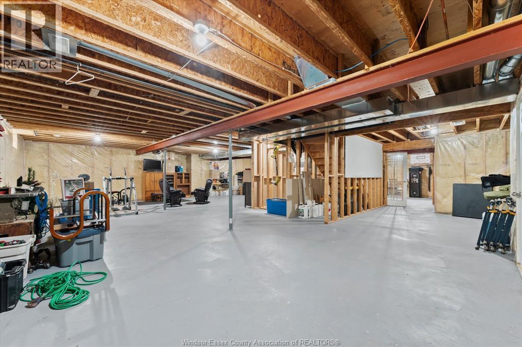 1031 HUNTINGTON BOULEVARD - 31