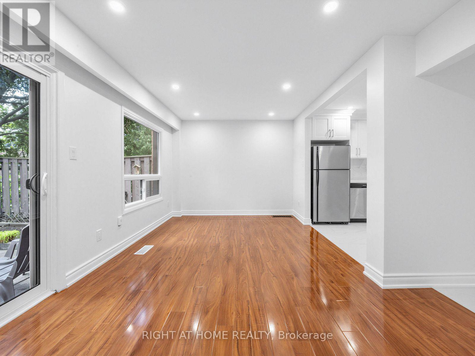 336 SPRUCEWOOD COURT - 10